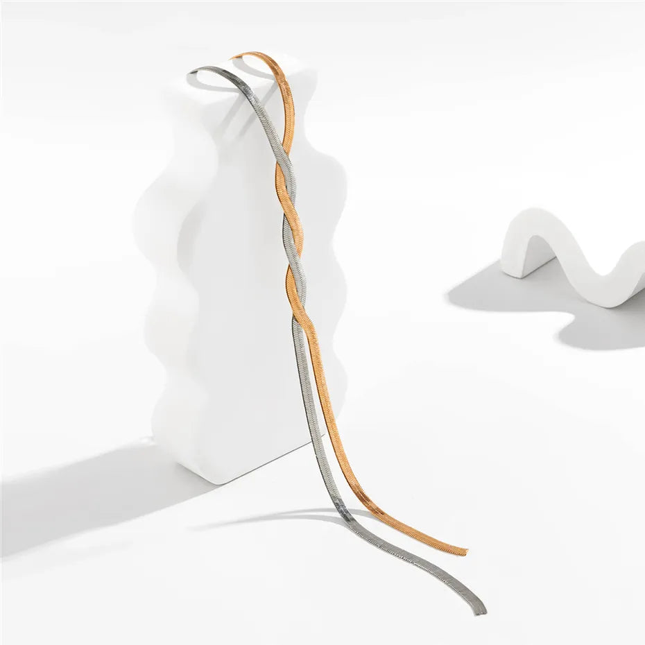 שרשרת נחש מתכווננת בעיצוב אלגנטי