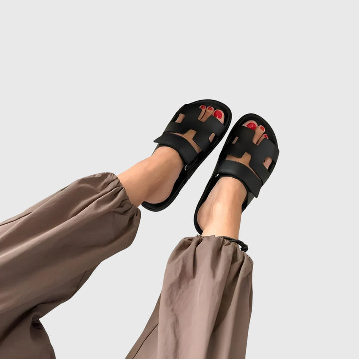 ליאן - סנדלים אלגנטיים בקלילות